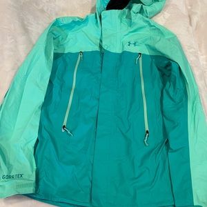 Under Armour women’s goretex jacket